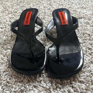 Simon Miller Beep Thong Black Patent